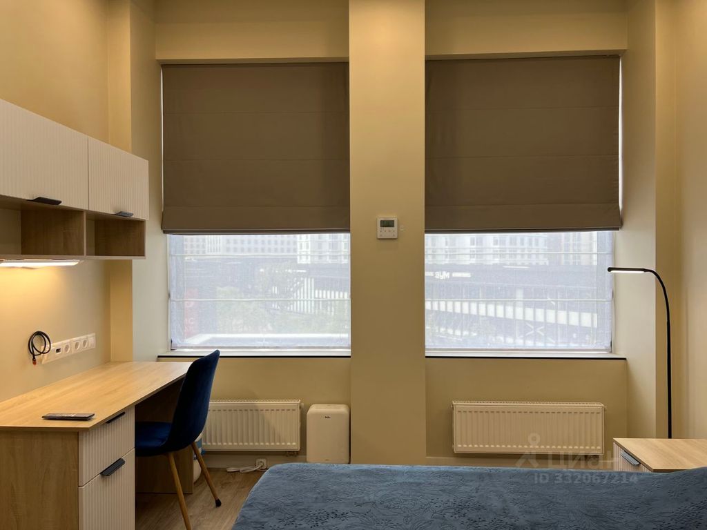 m. ZIL: Apartment, 2-rooms