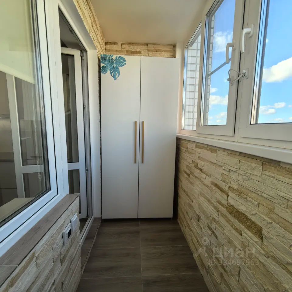 m. Bulvar Dmitriya Donskogo: Apartment, 2-rooms