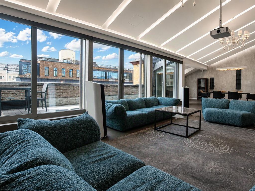 m. Smolenskaya: Apartment, 5-rooms