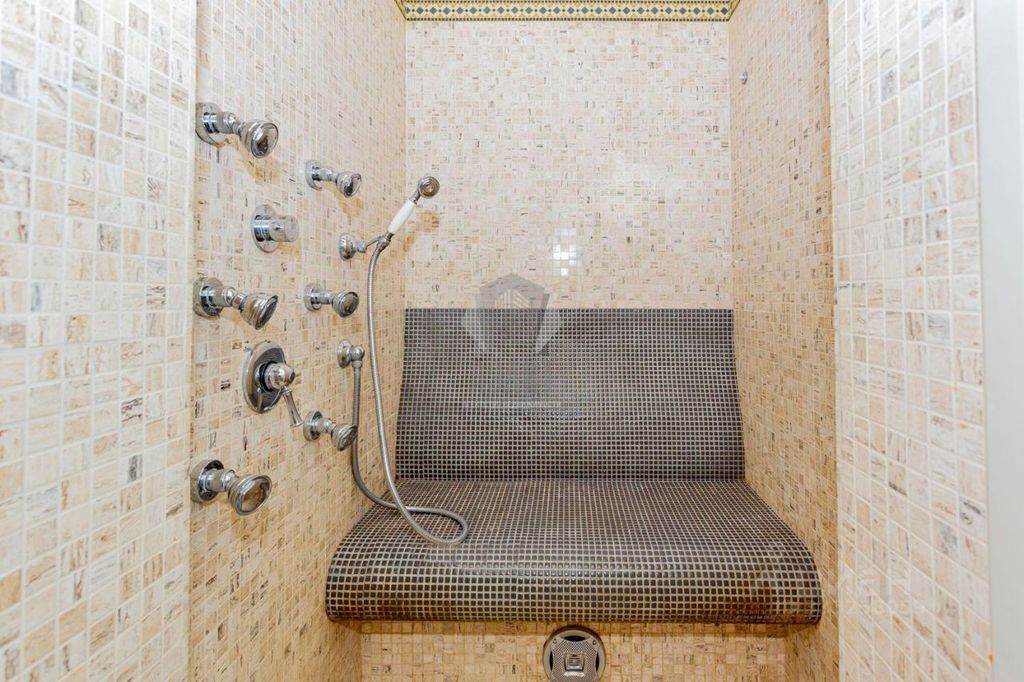 m. Schukinskaya: Apartment, 3-rooms