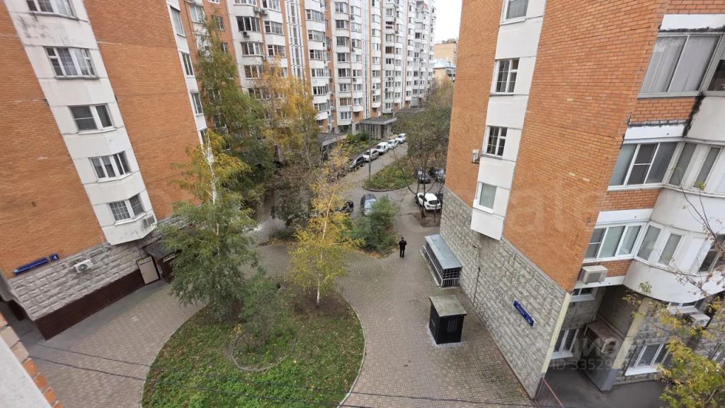 m. Ulitsa 1905 goda: Apartment, 2-rooms