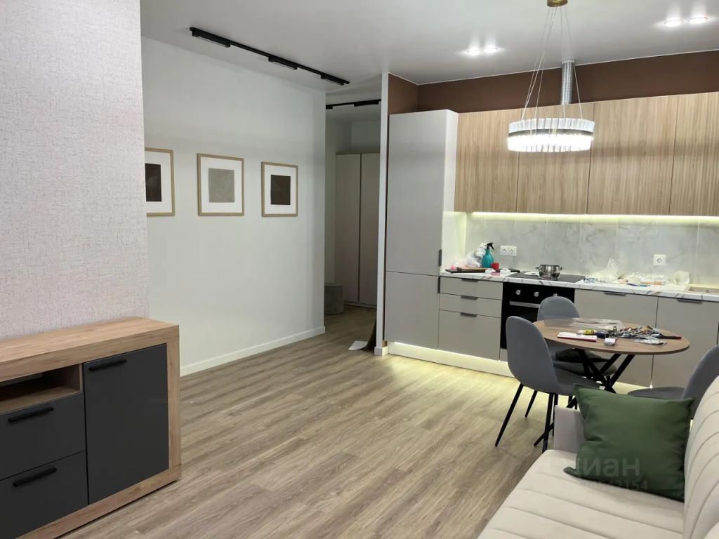 m. Buninskaya alleya: Apartment, 1-rooms