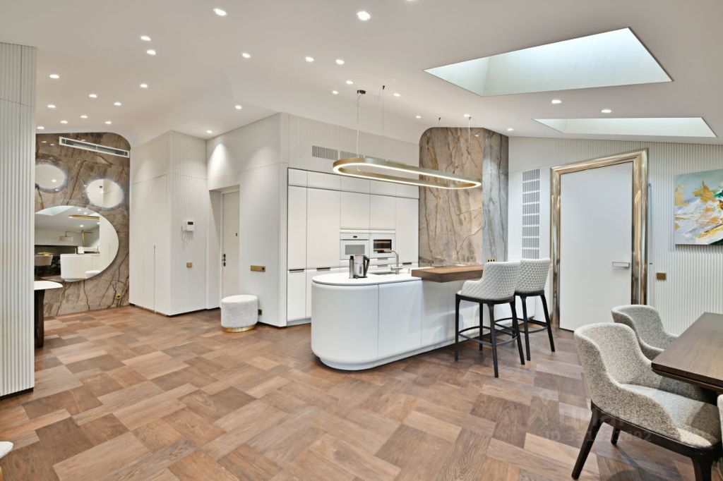 m. Arbatskaya: Apartment, 3-rooms