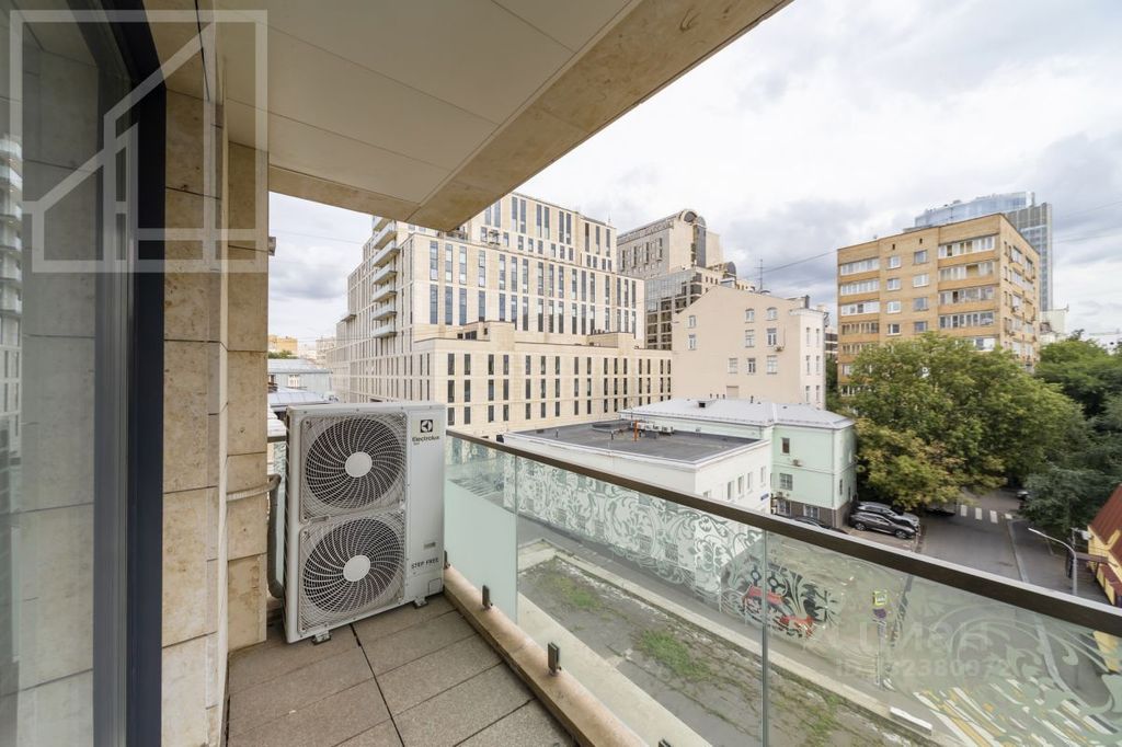 m. Smolenskaya: Apartment, 4-rooms