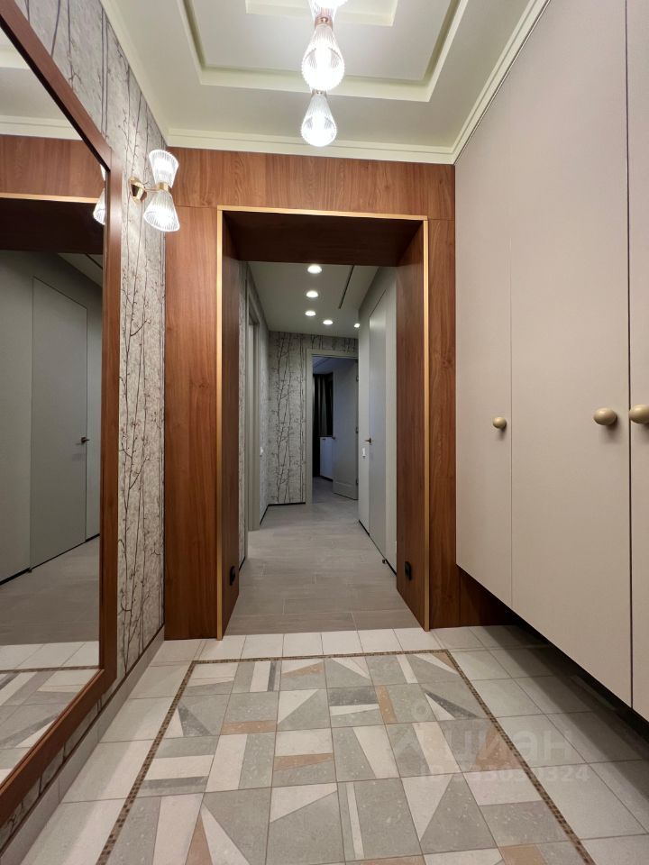 m. Narodnoe Opolchenie: Apartment, 2-rooms