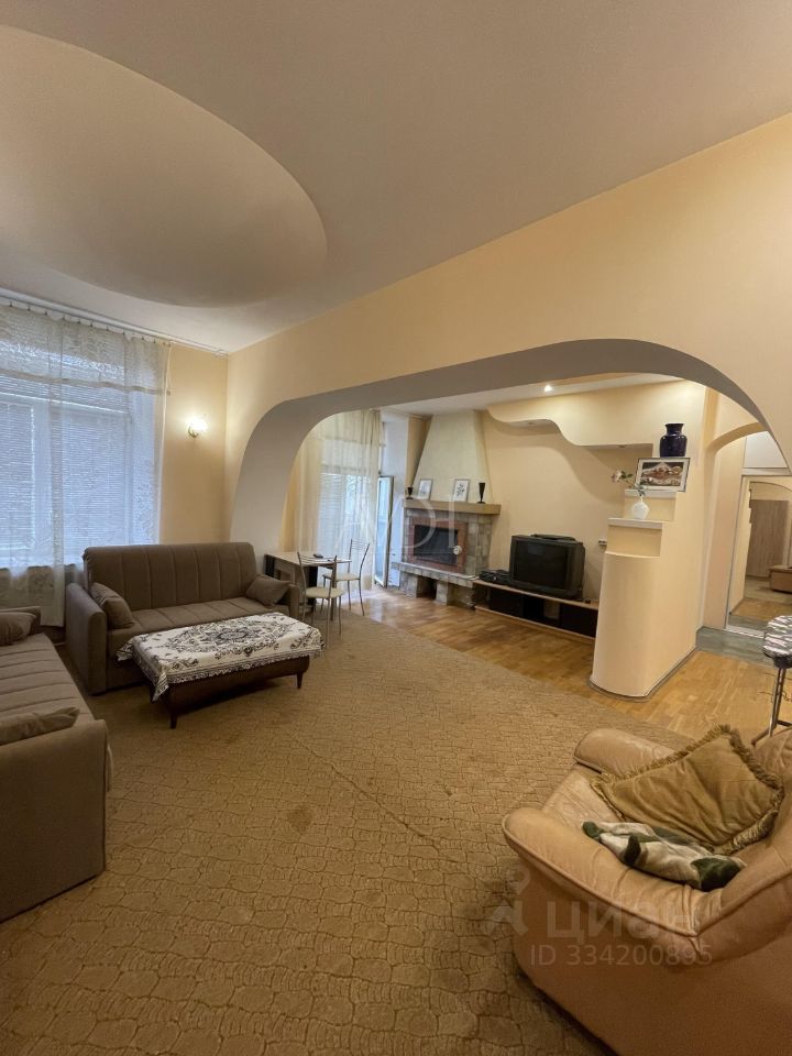 m. Bagrationovskaya: Apartment, studio