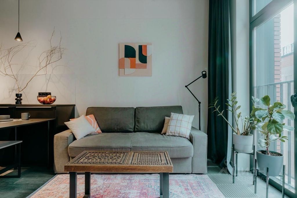 m. ZIL: Apartment, 2-rooms