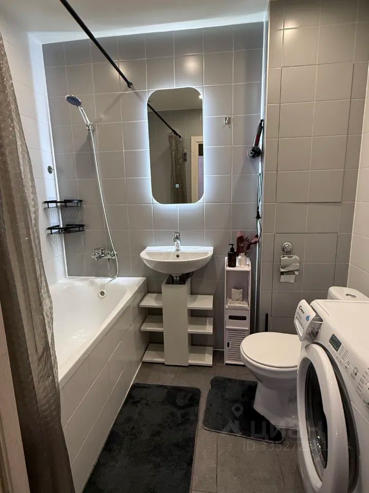 m. Bulvar Dmitriya Donskogo: Apartment, 1-rooms