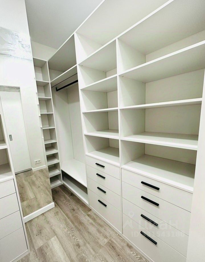 m. Novoslobodskaya: Apartment, 3-rooms