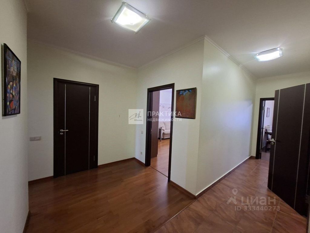 m. Ploschad Gagarina: Apartment, 2-rooms
