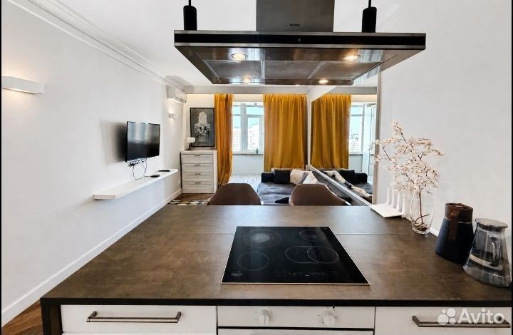m. Myakinino: Apartment, 2-rooms