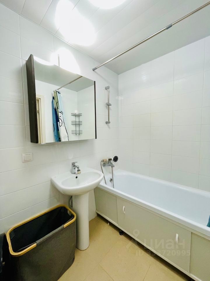 m. Ulitsa 1905 goda: Apartment, 1-rooms