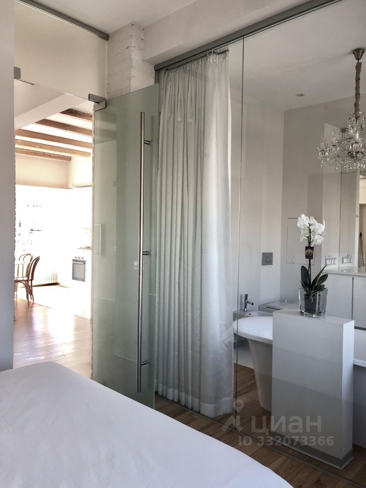 m. Barrikadnaya: Apartment, 2-rooms