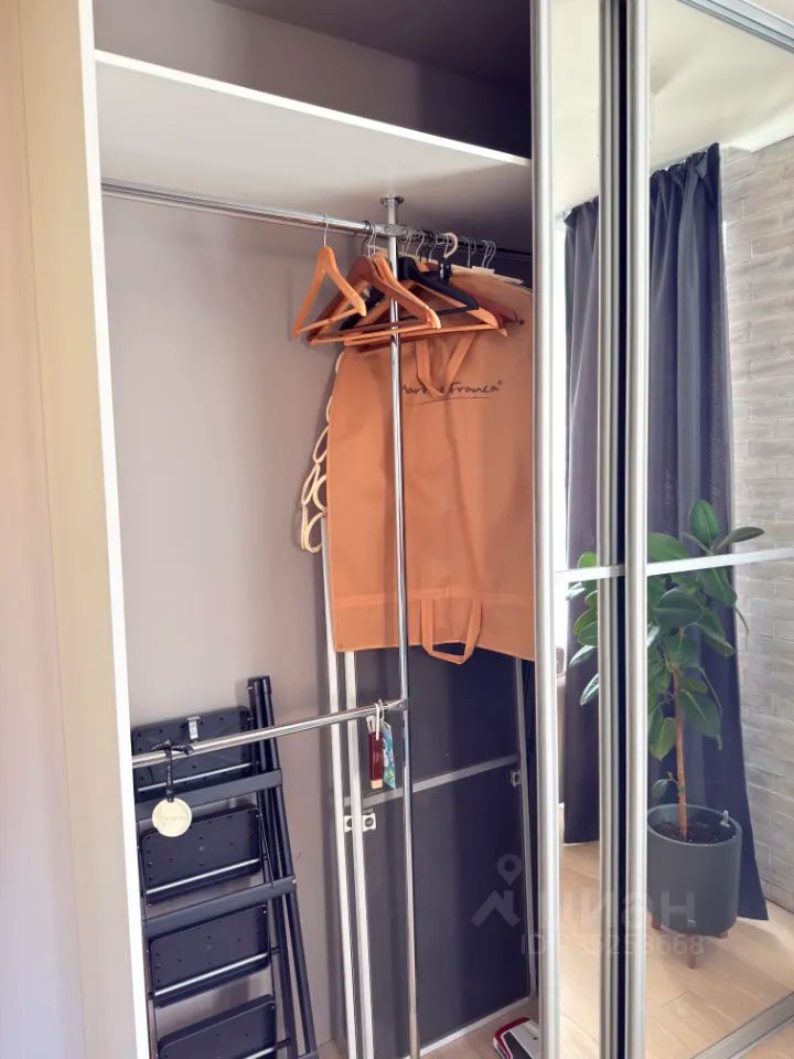 m. Dubrovka: Apartment, 1-rooms