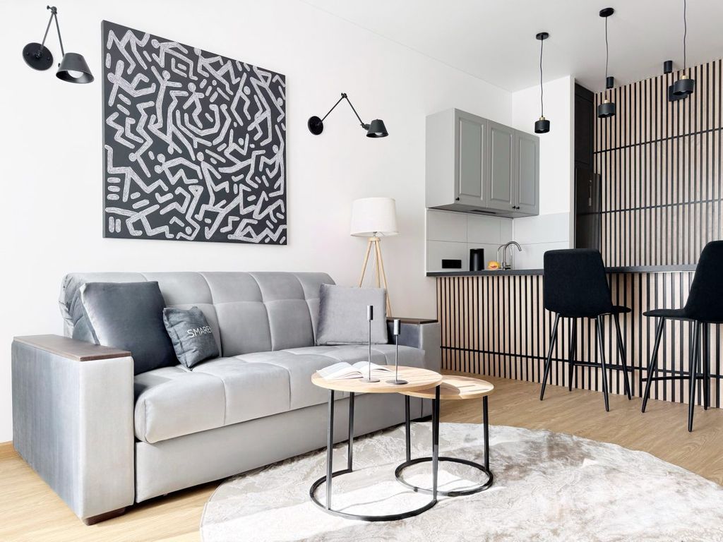 m. Kalitniki: Apartment, studio
