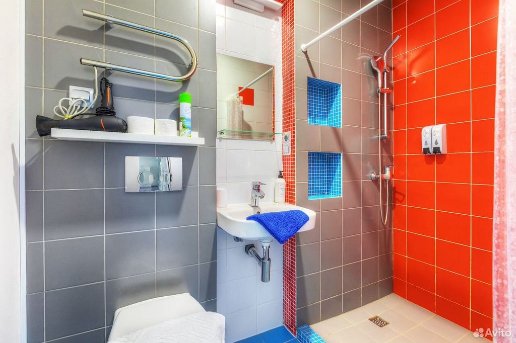 m. Ploschad trekh vokzalov: Apartment, studio