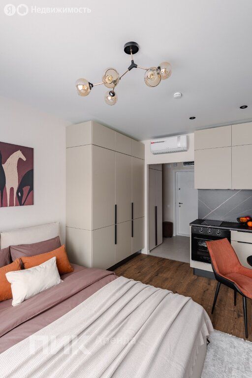m. Park Pobedy: Apartment, studio