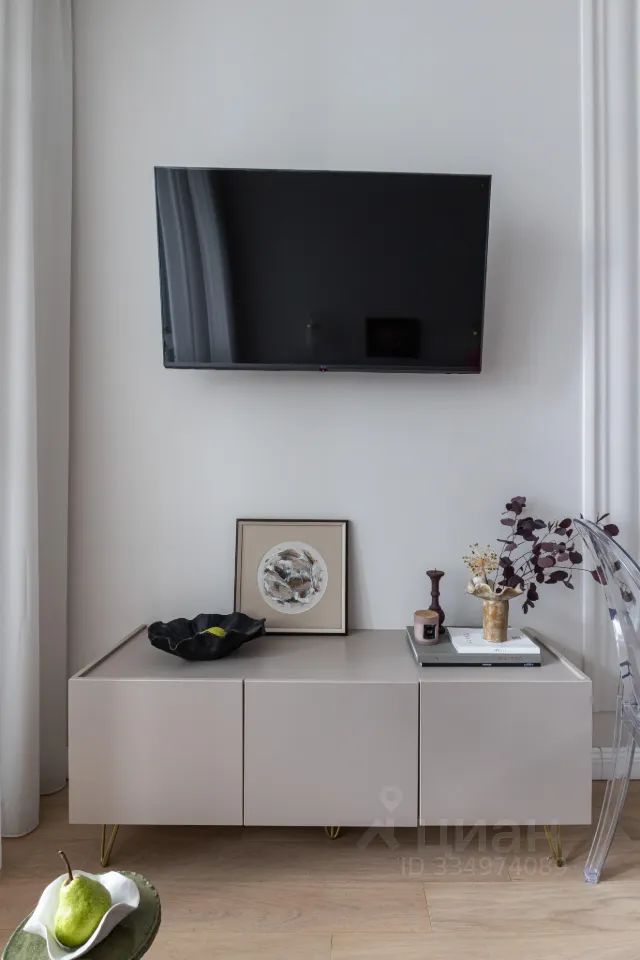 m. Aminyevskaya: Apartment, 2-rooms
