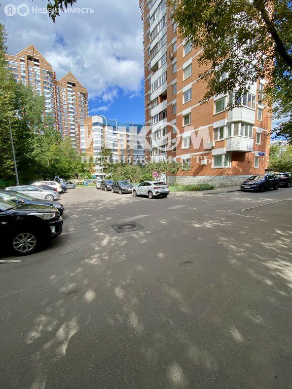 m. Prospekt Vernadskogo: Apartment, 2-rooms