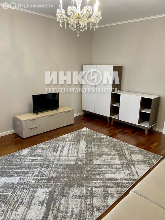 m. Prospekt Vernadskogo: Apartment, 2-rooms