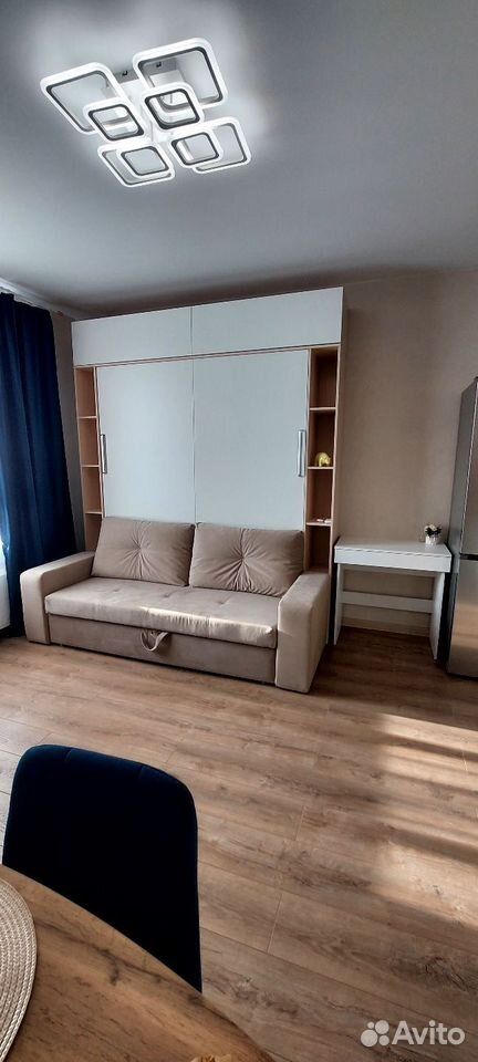 m. Lukhmanovskaya: Apartment, studio