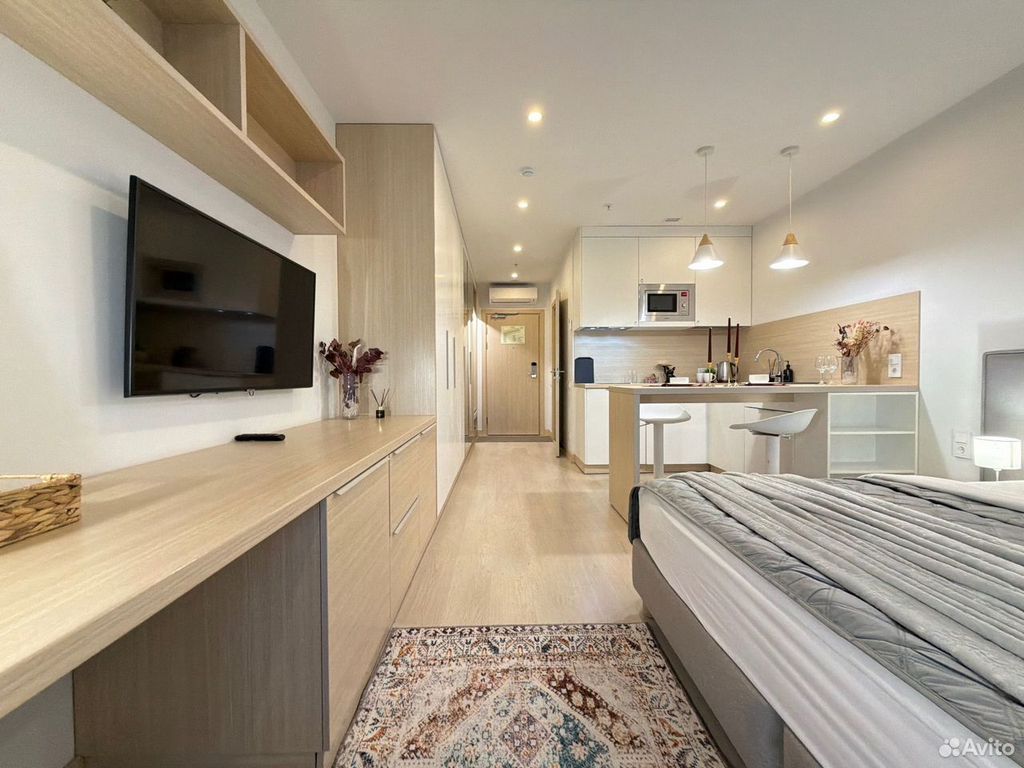 m. Botanichesky sad: Apartment, studio