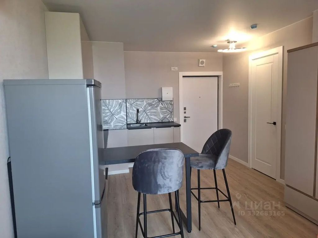 m. Strogino: Apartment, studio