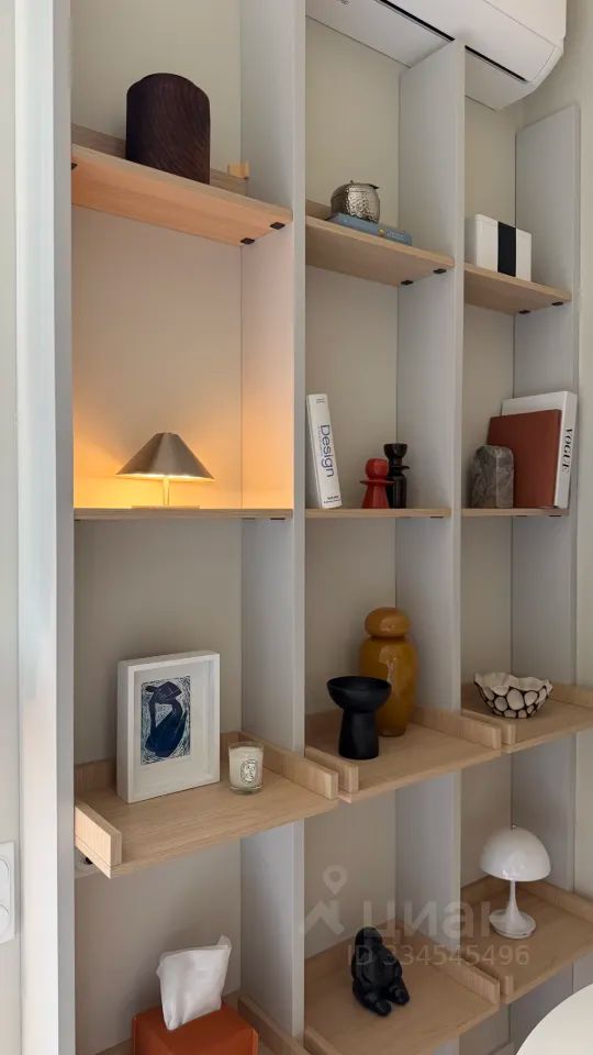 m. Kalitniki: Apartment, studio