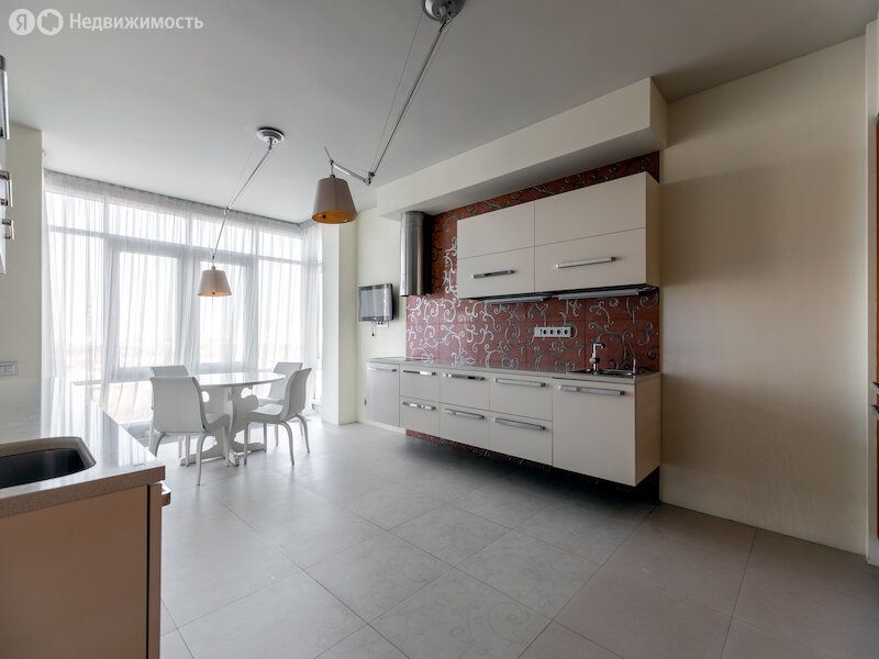 m. Minskaya: Apartment, 4-rooms