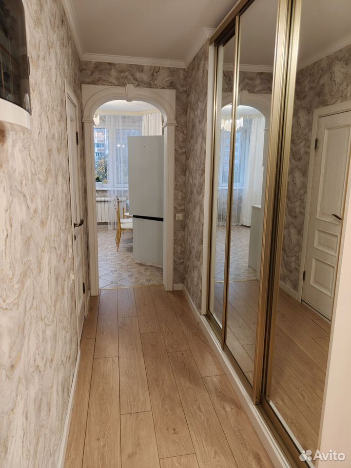 m. Krasnogorskaya: Apartment, 3-rooms