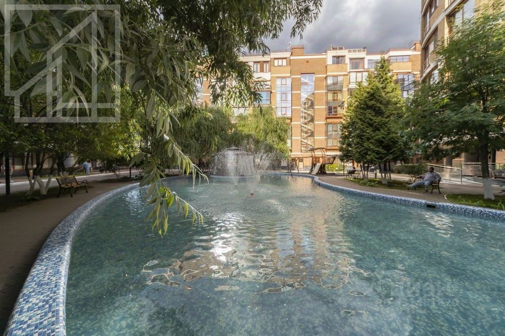 m. Novokuznetskaya: Apartment, 4-rooms
