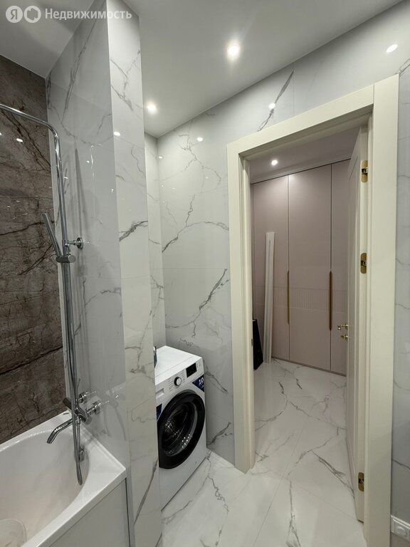 m. Serp i Molot: Apartment, 2-rooms