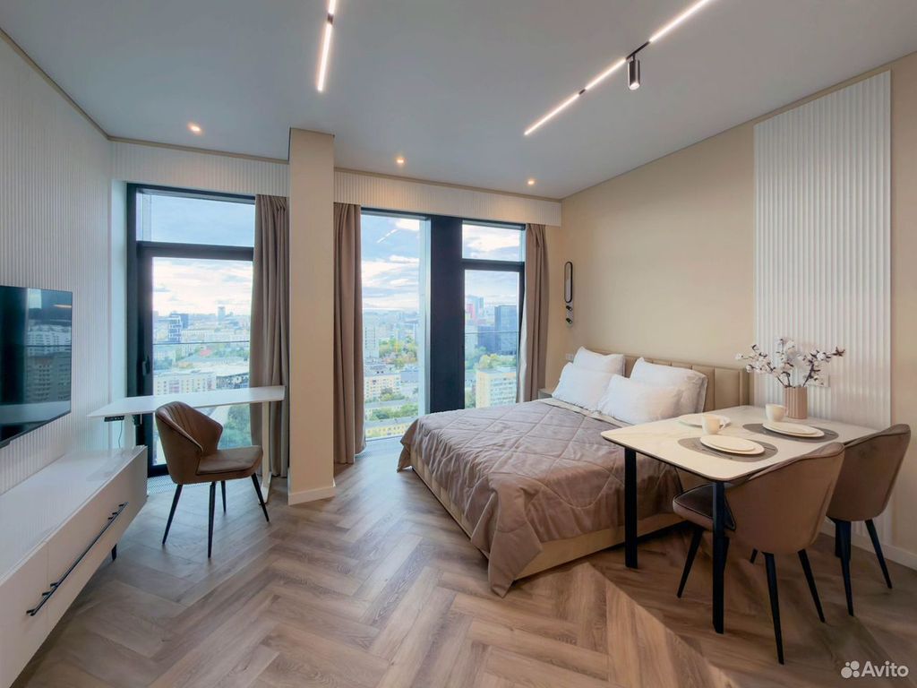 m. Maryina Roscha: Apartment, studio