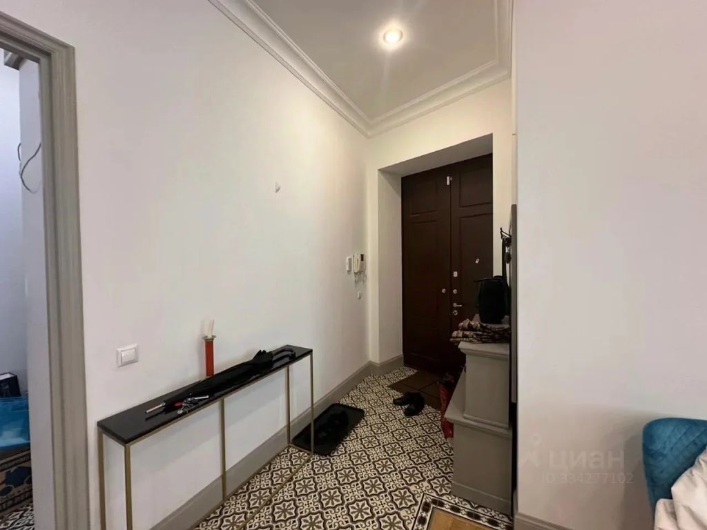 m. Novokuznetskaya: Apartment, 3-rooms