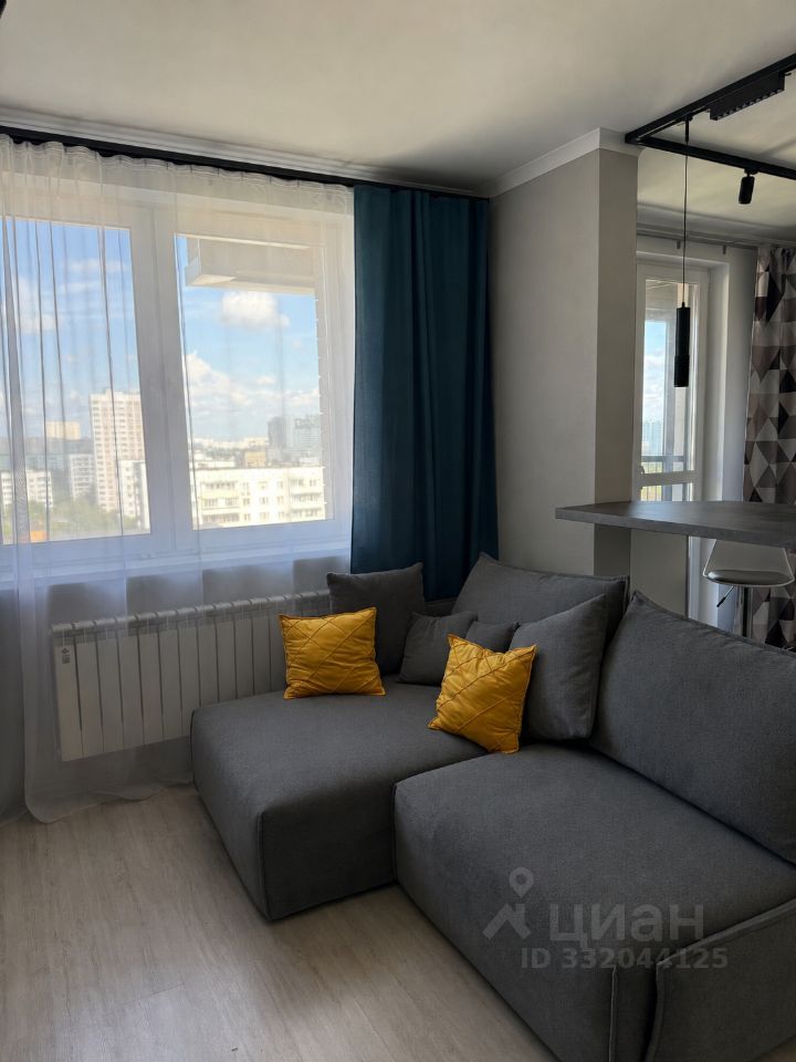 m. Grachevskaya: Apartment, studio