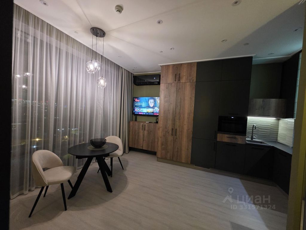 m. Khoroshevskaya: Apartment, studio