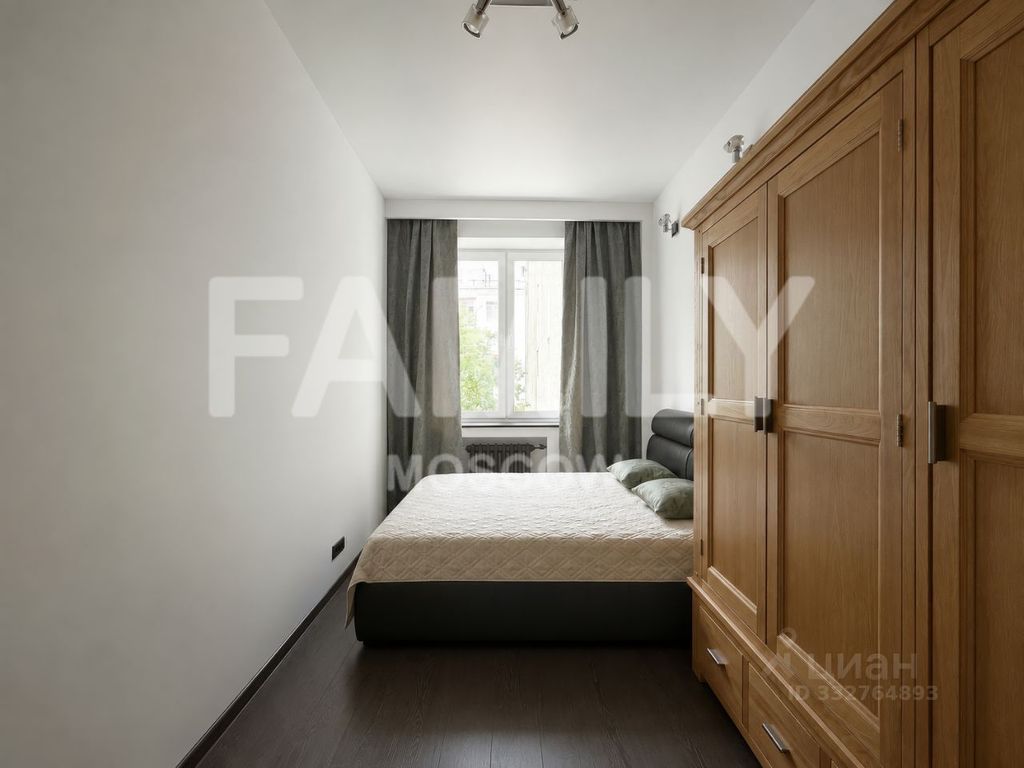 m. Mayakovskaya: Apartment, 2-rooms