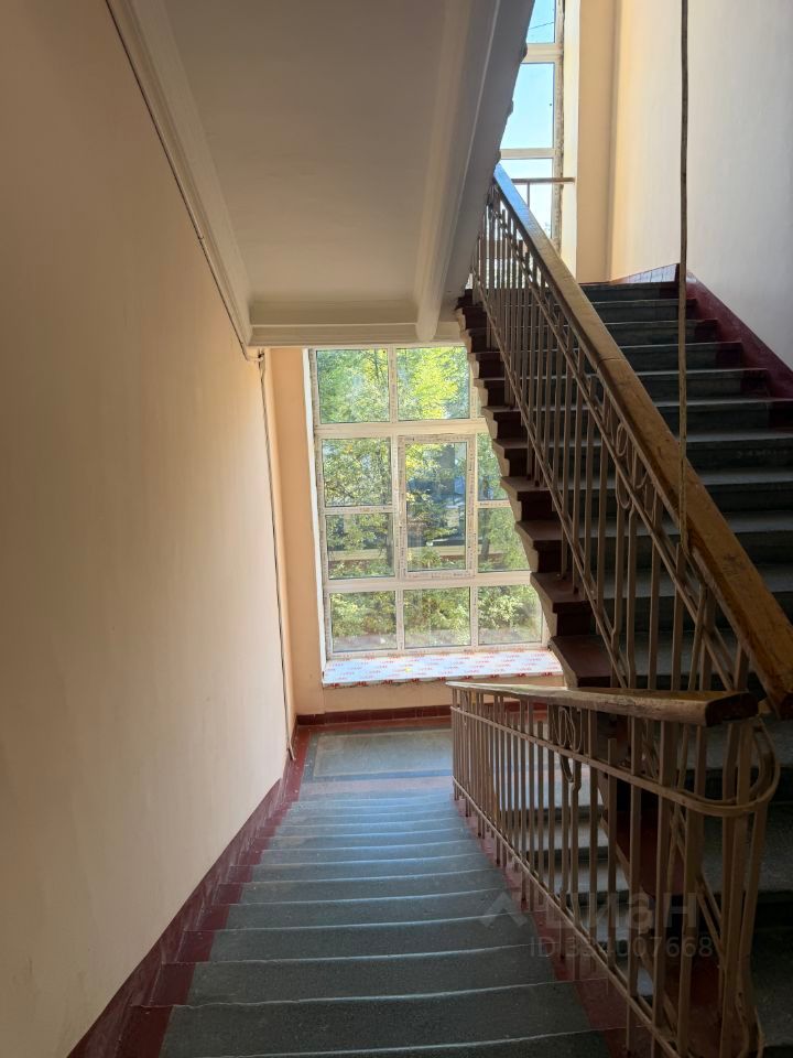 m. Krasnye vorota: Apartment, 2-rooms