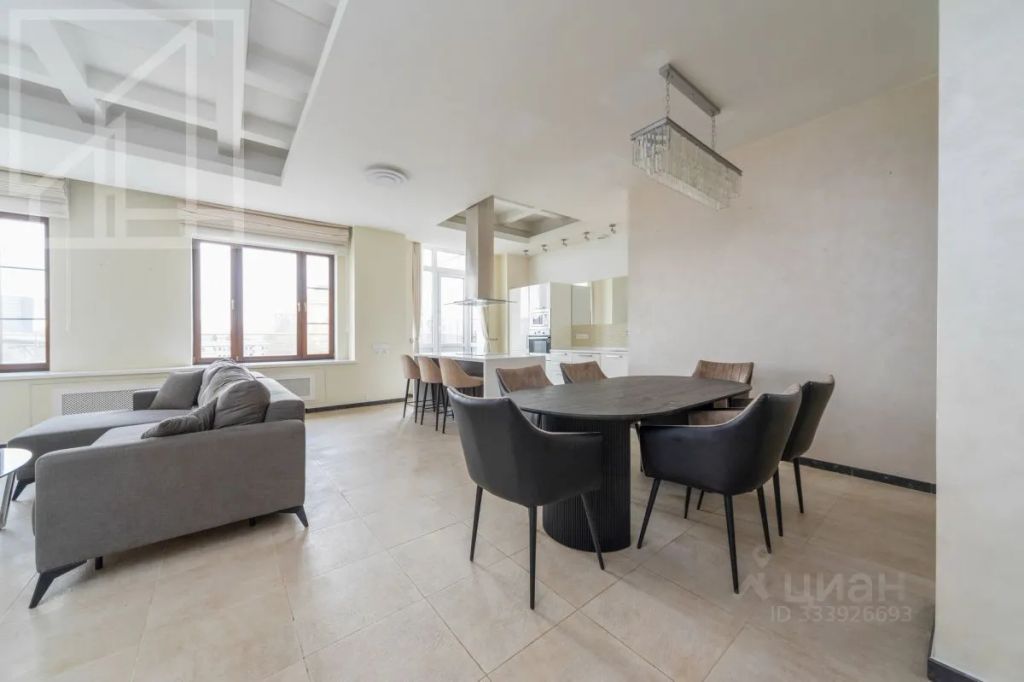 m. Smolenskaya: Apartment, 4-rooms