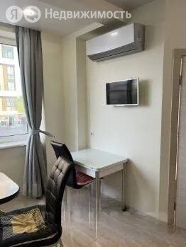 m. ZIL: Apartment, 1-rooms