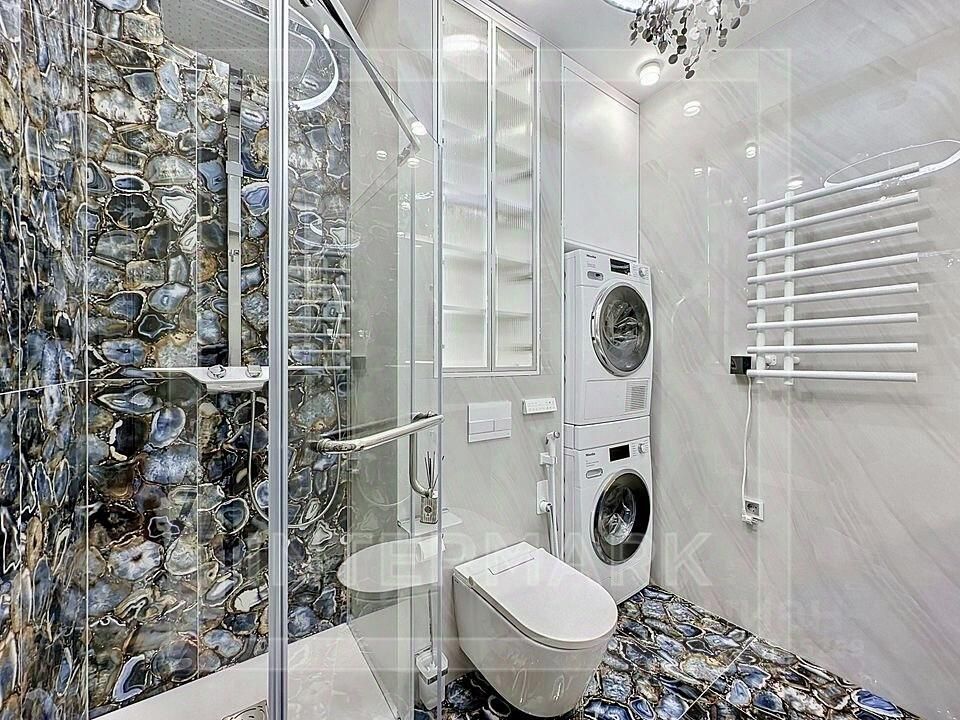 m. Novokuznetskaya: Apartment, 4-rooms