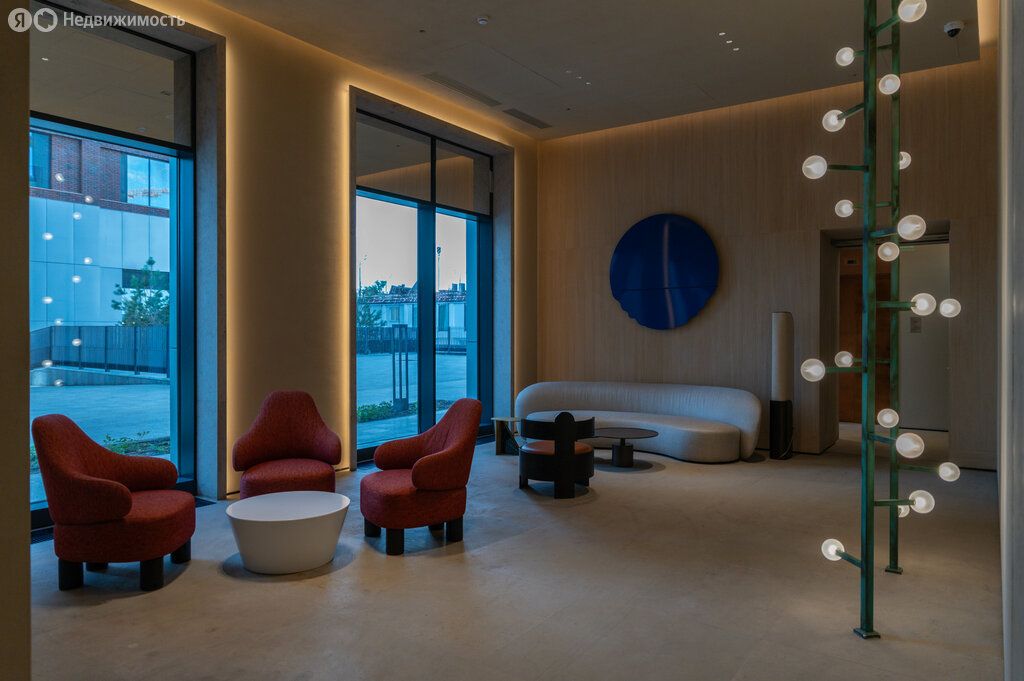 m. Trikotazhnaya: Apartment, 2-rooms