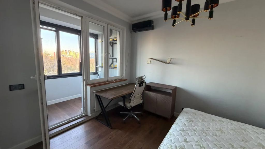 m. Dinamo: Apartment, studio
