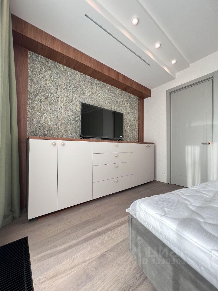 m. Narodnoe Opolchenie: Apartment, 2-rooms