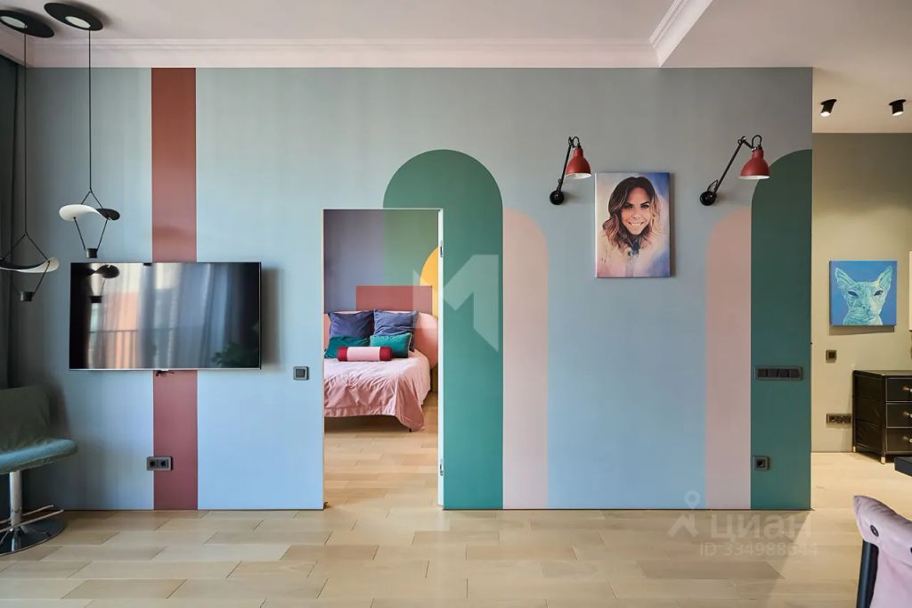m. ZIL: Apartment, 2-rooms