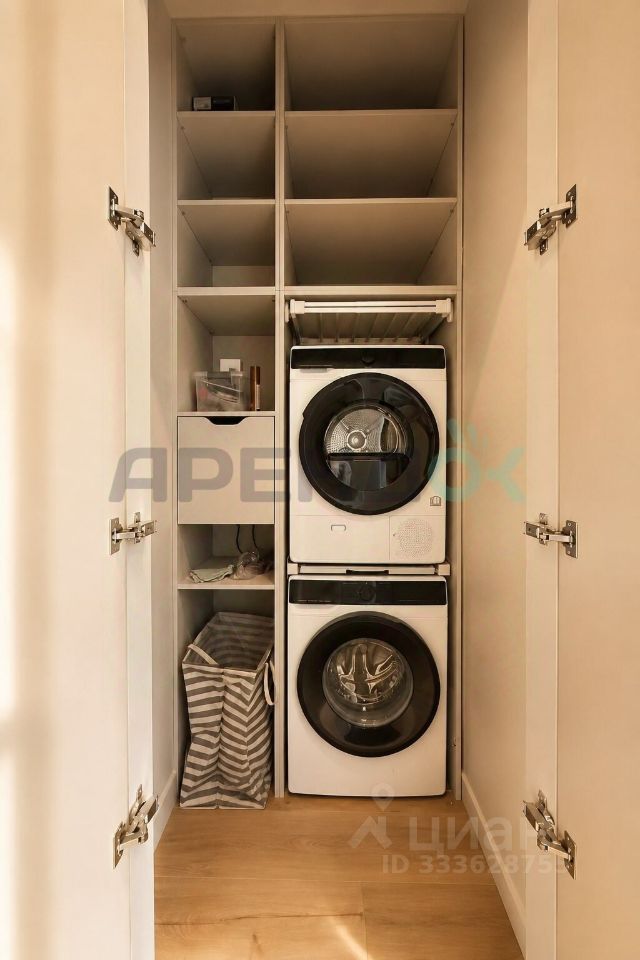 m. Aminyevskaya: Apartment, 3-rooms