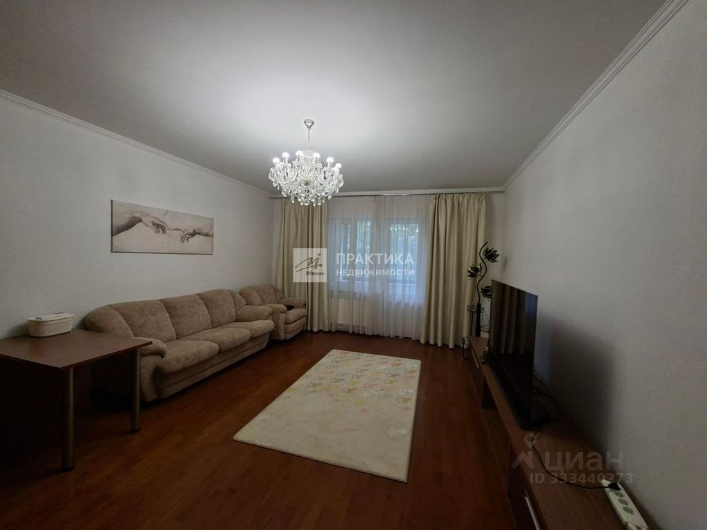 m. Ploschad Gagarina: Apartment, 2-rooms