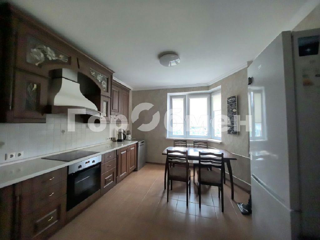 m. Nagornaya: Apartment, 3-rooms