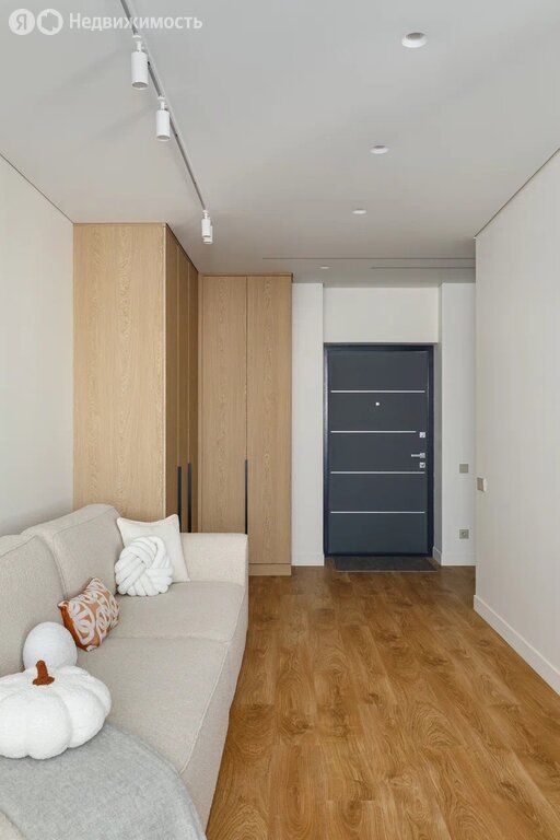 m. Verkhnie Likhobory: Apartment, 2-rooms