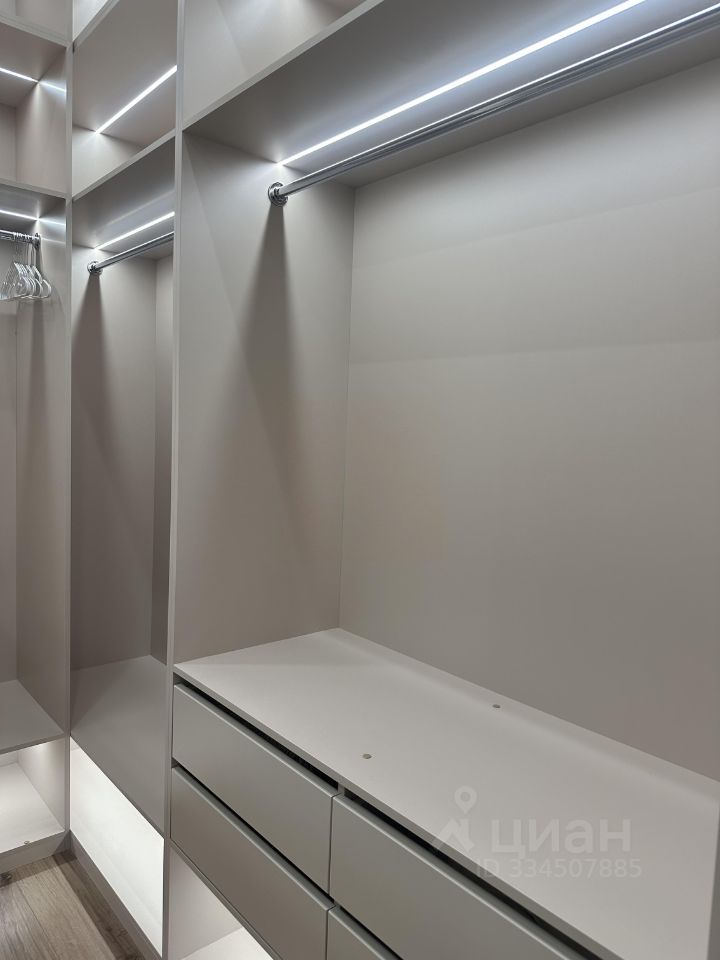 m. Skolkovo: Apartment, 3-rooms